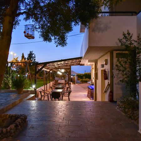 Iraklis Apartments Stalida Bagian luar foto