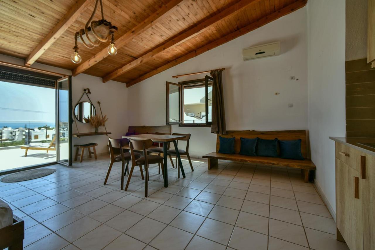 Iraklis Apartments Stalida Bagian luar foto