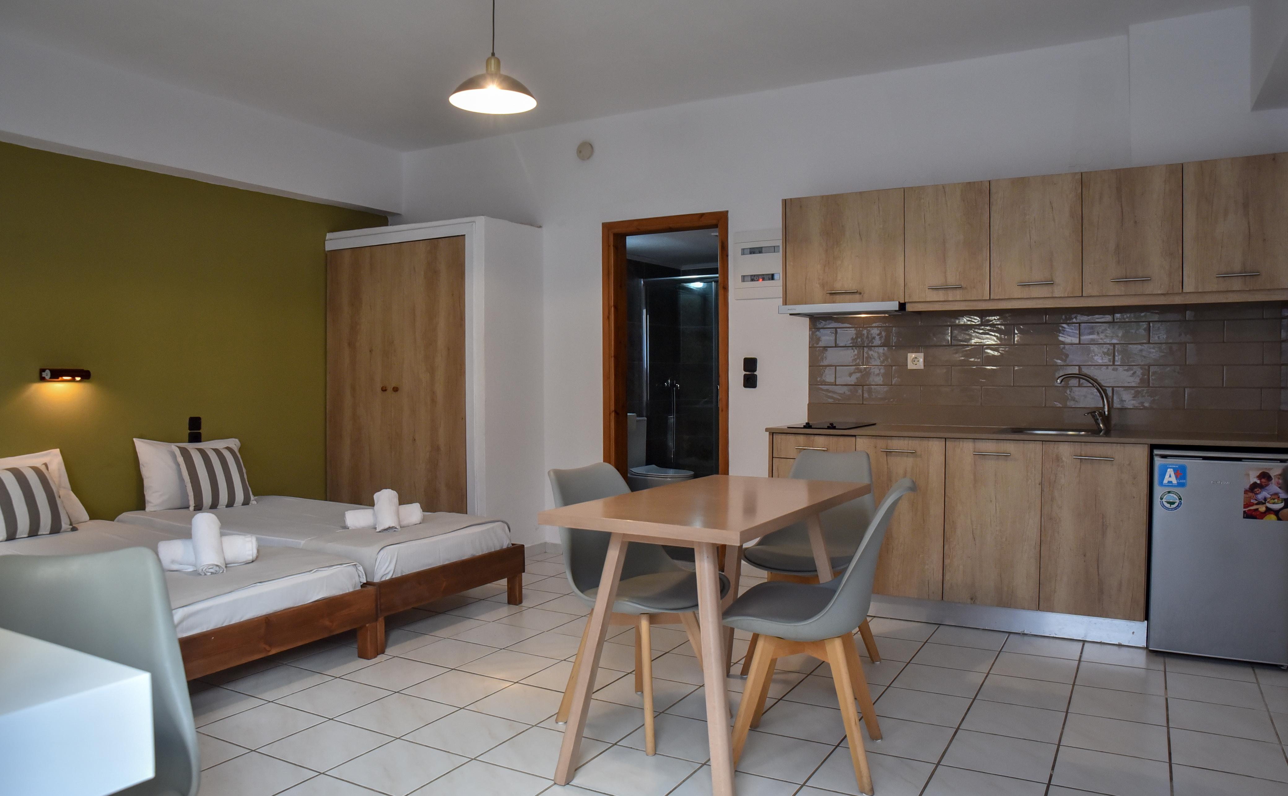 Iraklis Apartments Stalida Bagian luar foto