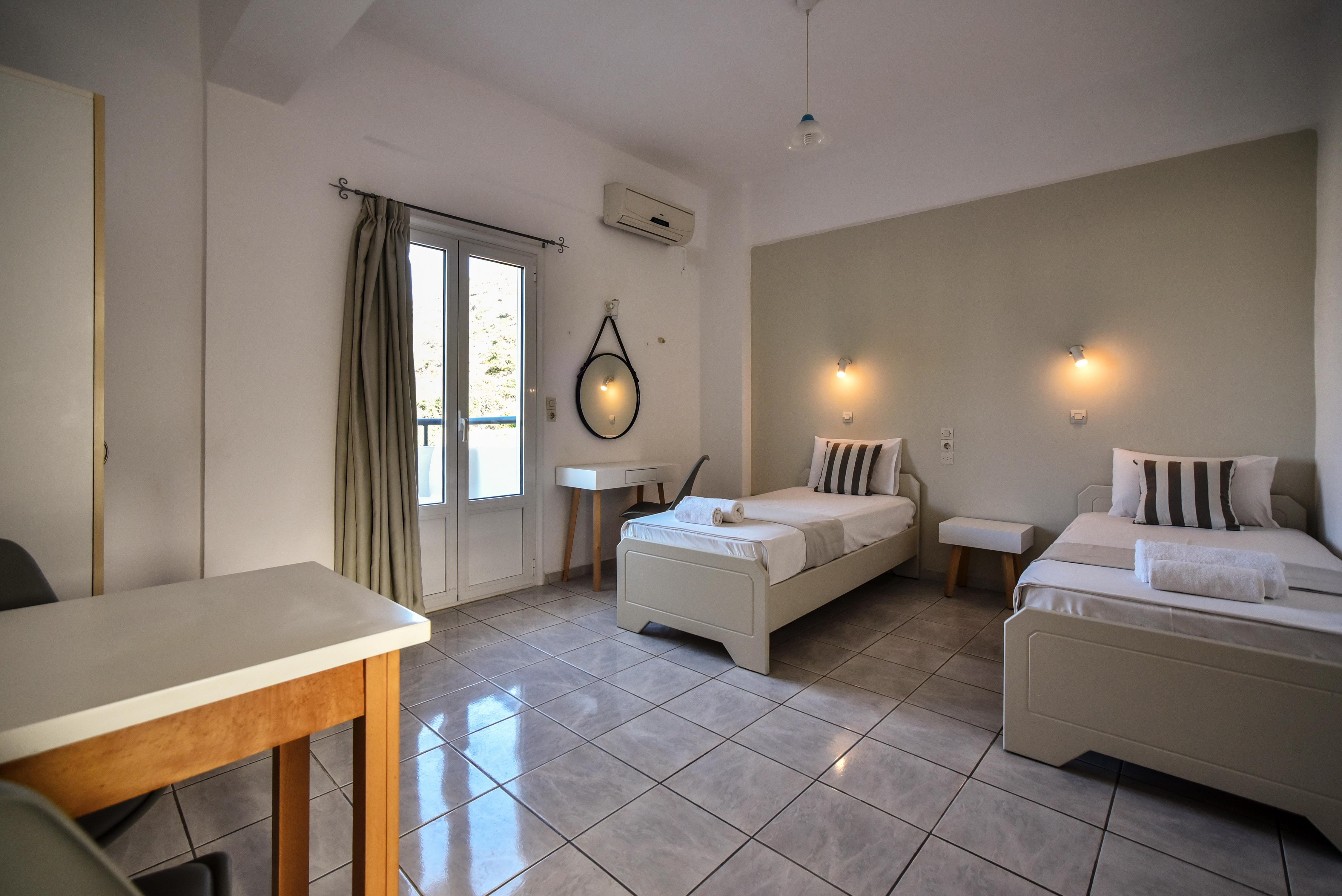 Iraklis Apartments Stalida Bagian luar foto