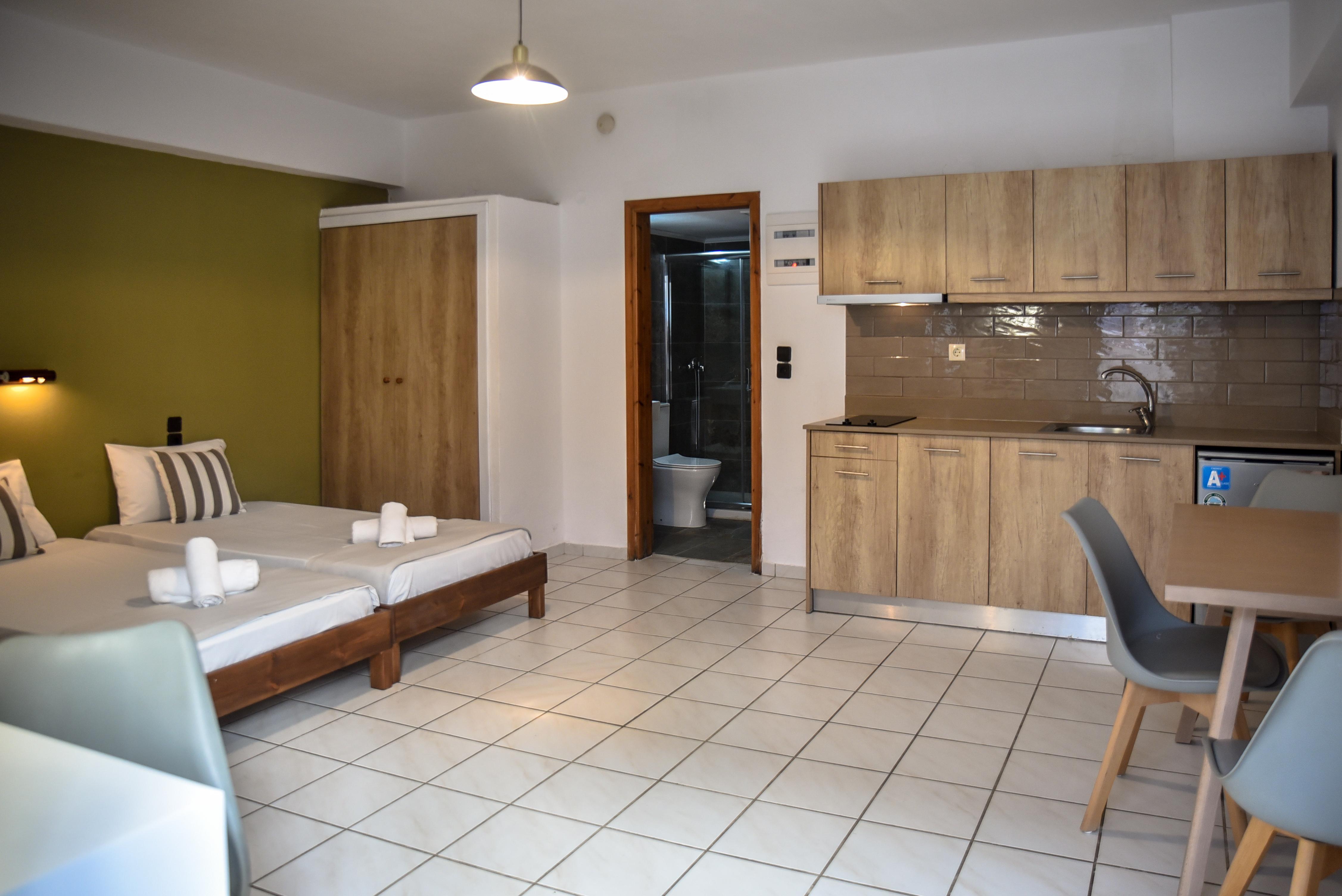 Iraklis Apartments Stalida Bagian luar foto