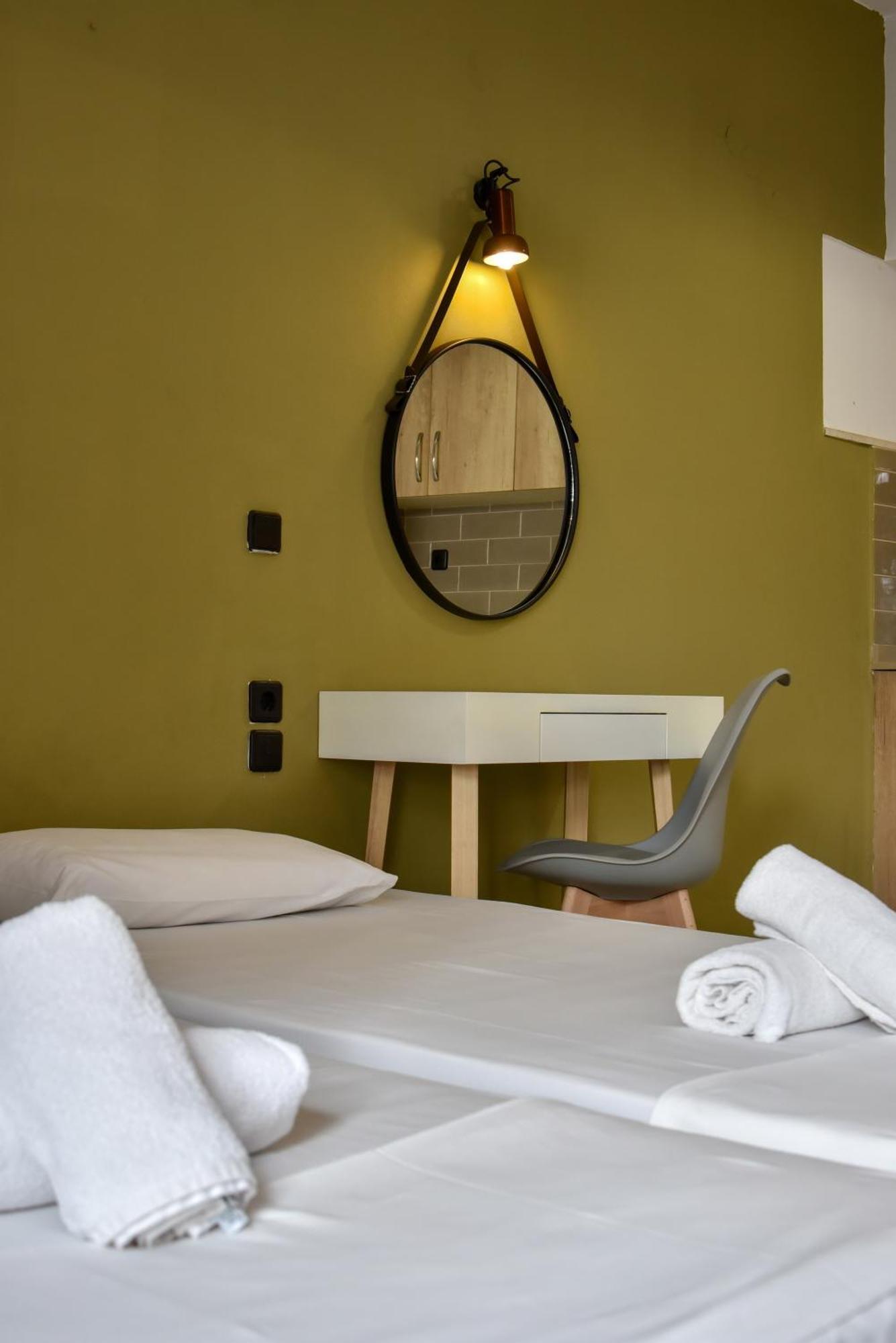 Iraklis Apartments Stalida Bagian luar foto
