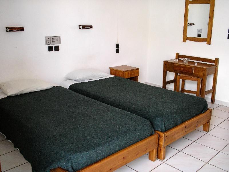 Iraklis Apartments Stalida Bagian luar foto